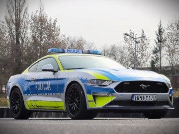 Ford Mustang w Policji?